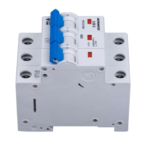 Miniature Circuit Breaker (MCB) D, 25A, 3-pole, 10kA, 40° C_3