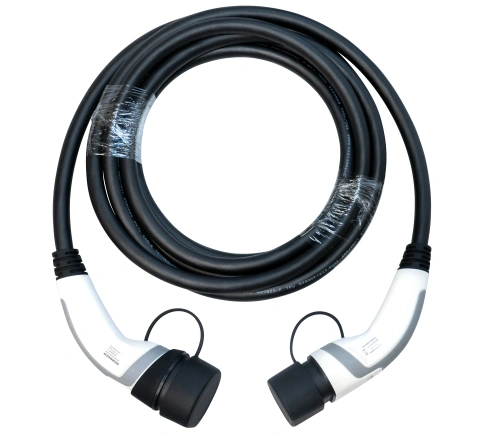 Charging cable type2 to type2,32A,3-phase,7.5m long with bag