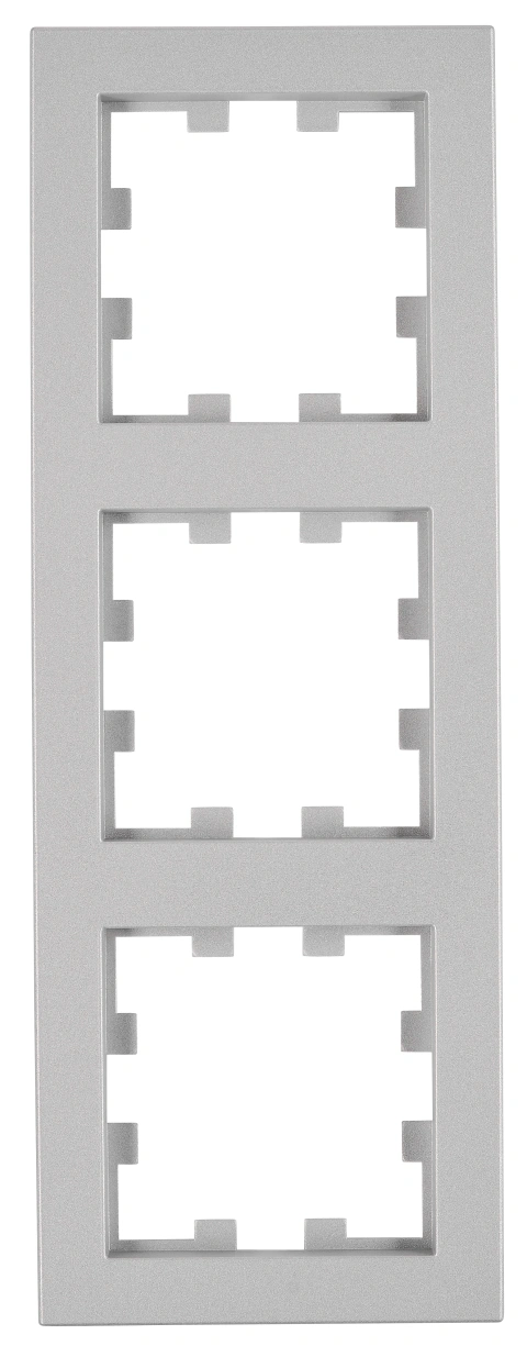 Ramă 3 aparate, Design CUBIC, argintie