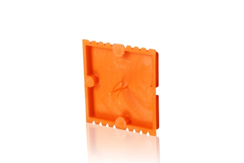 Square plaster cover for multiple flush-mounted device socke