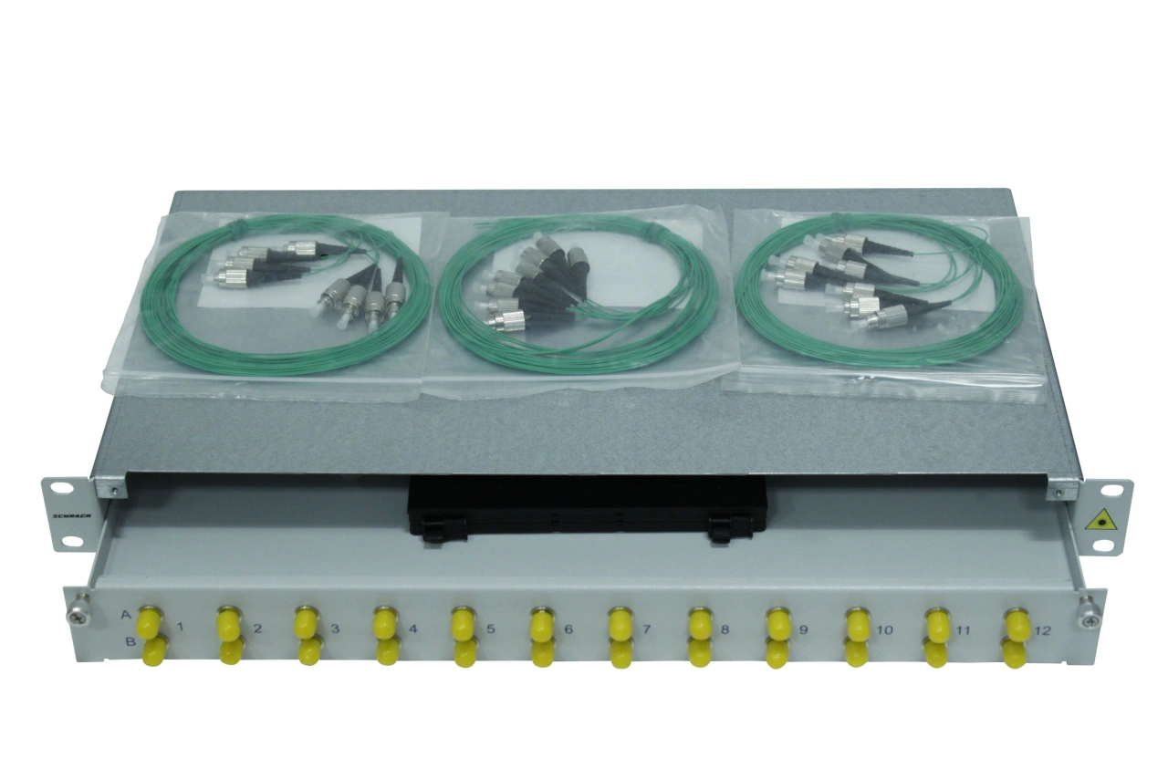 Splicebox, 8 fibre,FC,50/125µm OM2, culisant,19",1UV