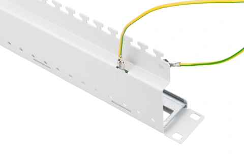 Patchpanel gol 19" pt. 24 module(SFA)(SFB),loc pt. Etichete_10