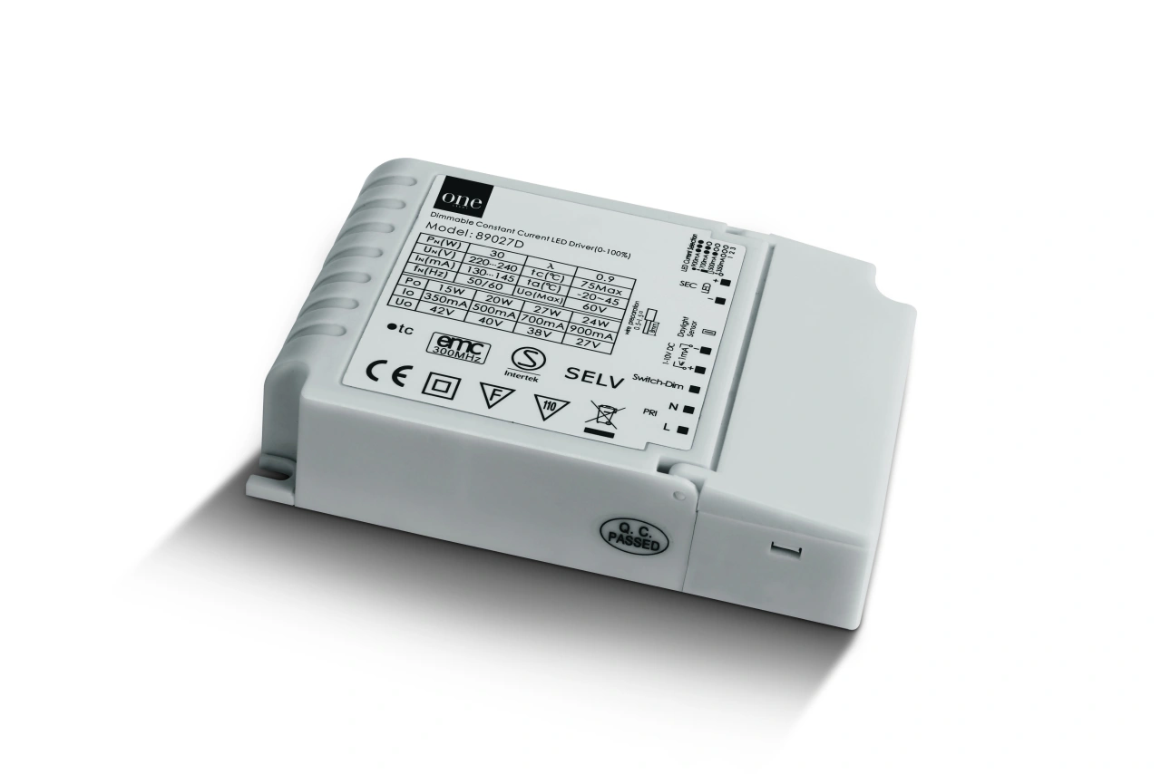 89027D LED DRIVER, Push dimabil & 1-10V, 350-900mA ,230V