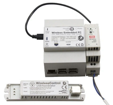 PC pe șină DIN (CPC) pentru WirelessControl Professional