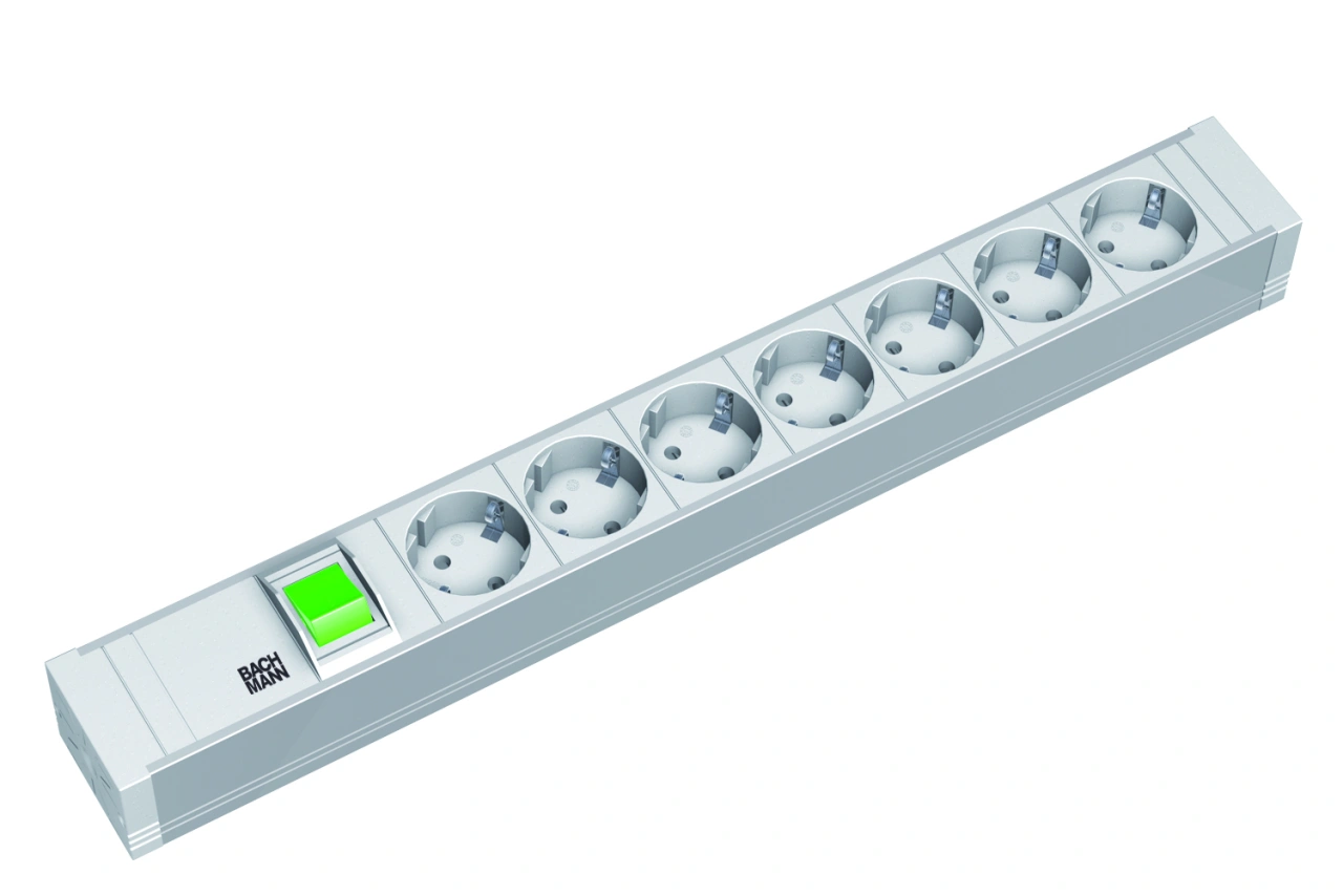 PDU19'' 7xSchuko Alb, interupator, 2 m fisa Schuko, PVC