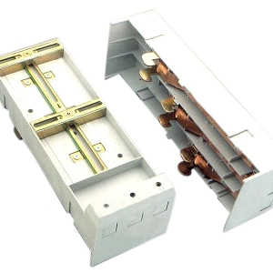 Adaptor montaj aparate de 250A pe sistem de 60mm